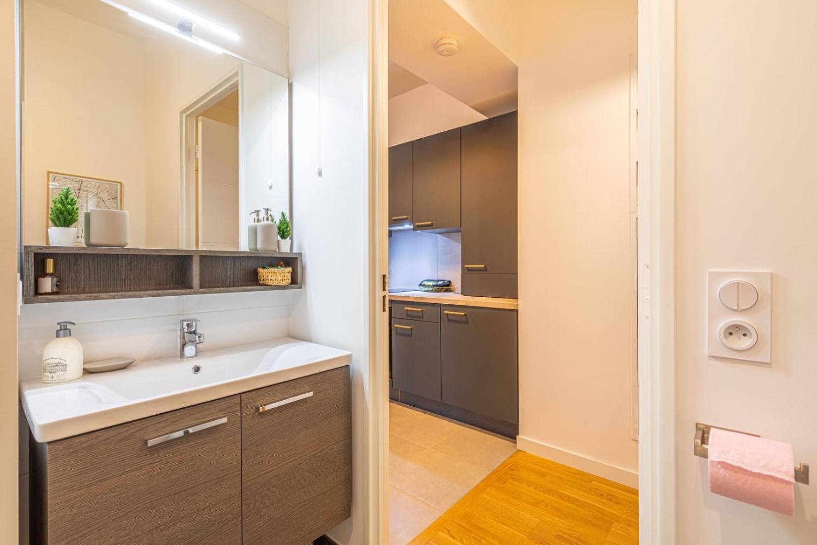 Ferienwohnung Guestready - Wonderful Getaway At Champeval Créteil Exterior foto